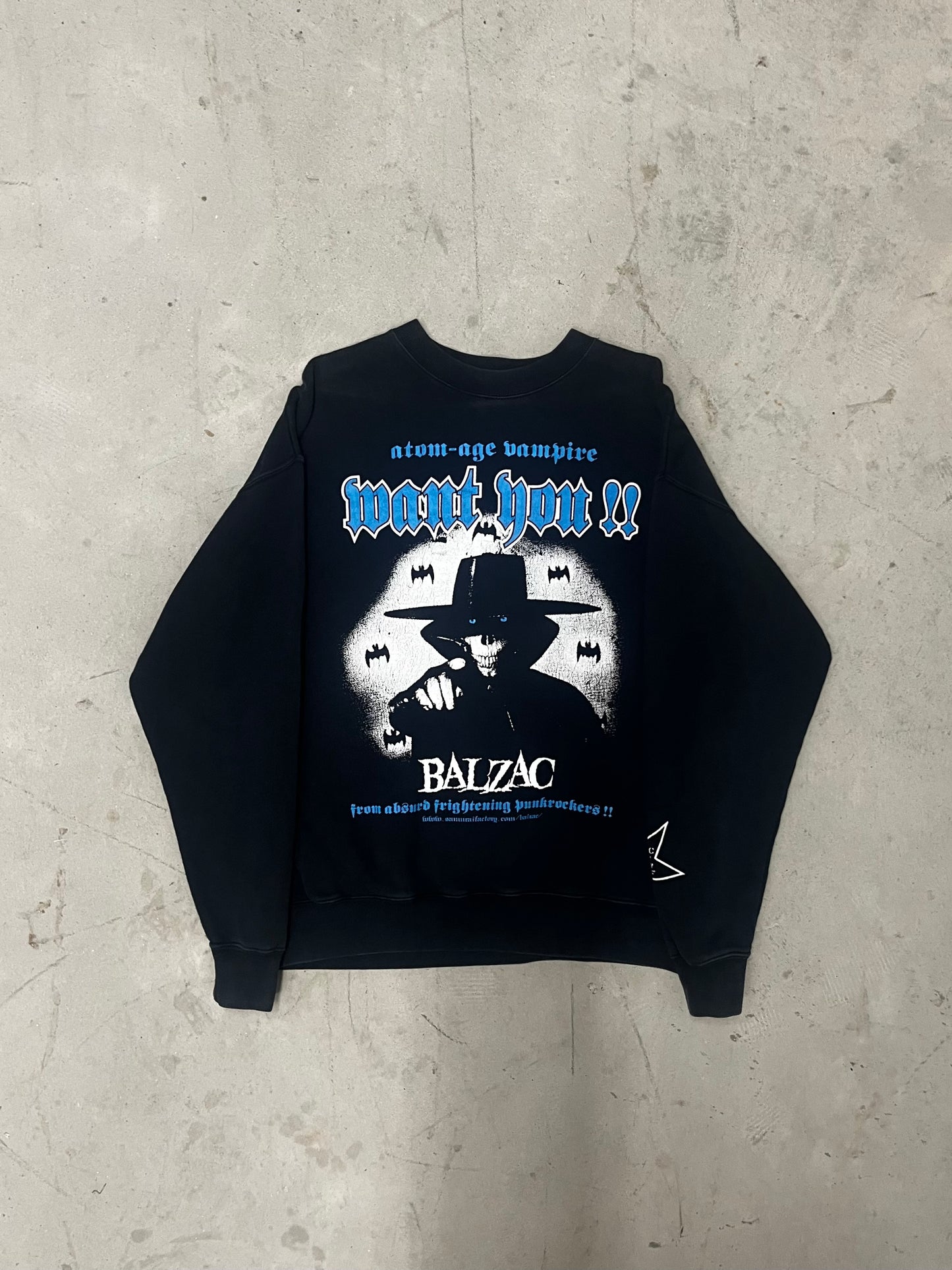 Vintage 00s Balzac Atom Age Vampire Sweater